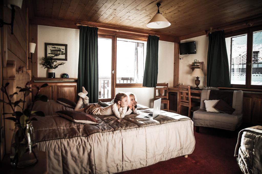 Hotel Le Refuge ทีนเญอ ภายนอก รูปภาพ