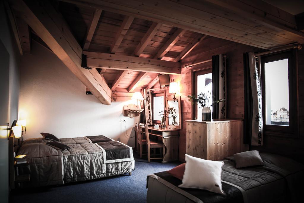 Hotel Le Refuge ทีนเญอ ภายนอก รูปภาพ
